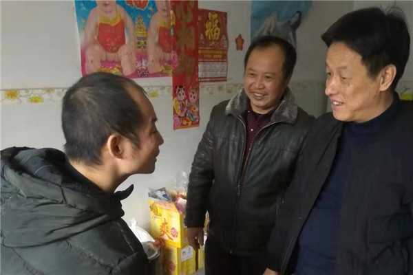 投身脫貧攻堅(jiān)，親情關(guān)愛鄰里——市城投集團(tuán)開展“國際志愿者日”主題活動(dòng)